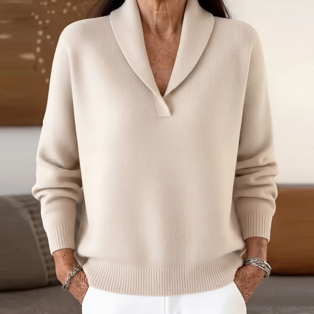 Naomi | Sweter z drapowanym dekoltem w serek