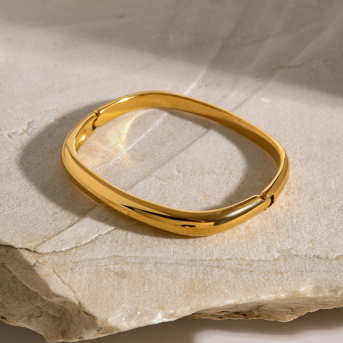 Gianna Oval Bracelet