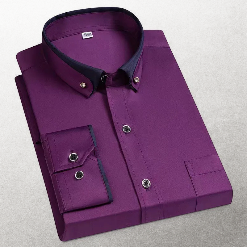 Koszula z kontrastowym wykończeniem wewnętrznym