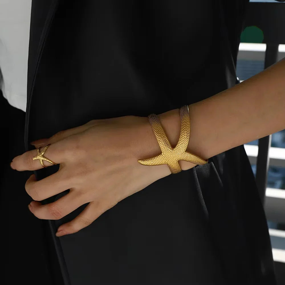 Annika Gold Starfish Cuff