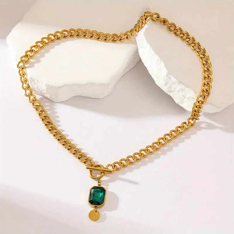 Chunky Chain Emerald Gold  Pendant Necklace