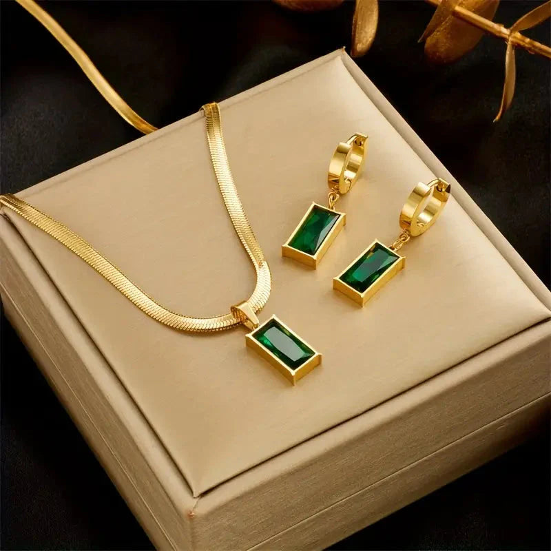 Iselotte Verdain Jewelry Set