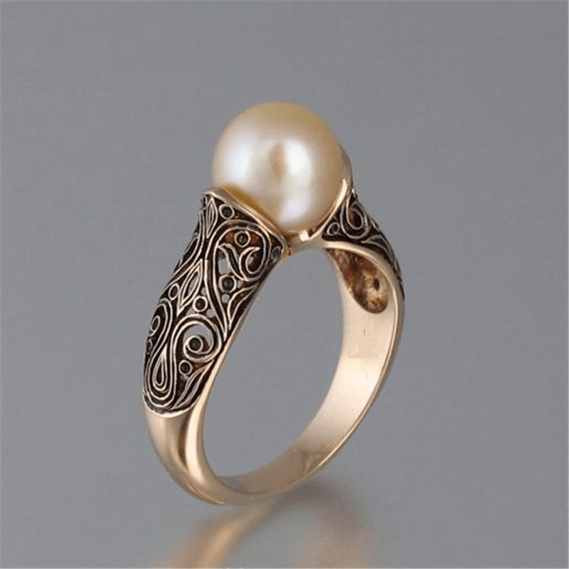 Timeless Vintage Pearl Gold Ring